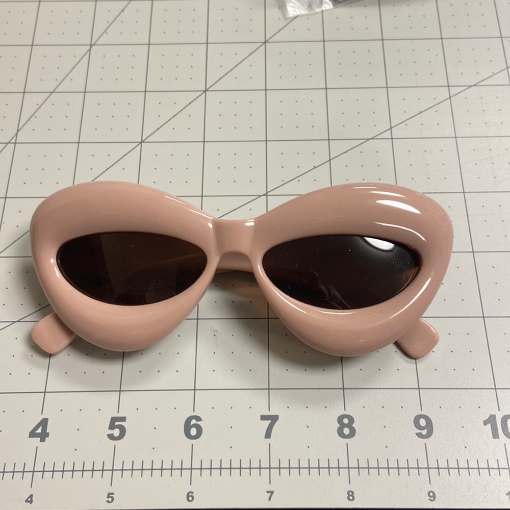 Pink Rounded Cateye Plastic Sunglass
